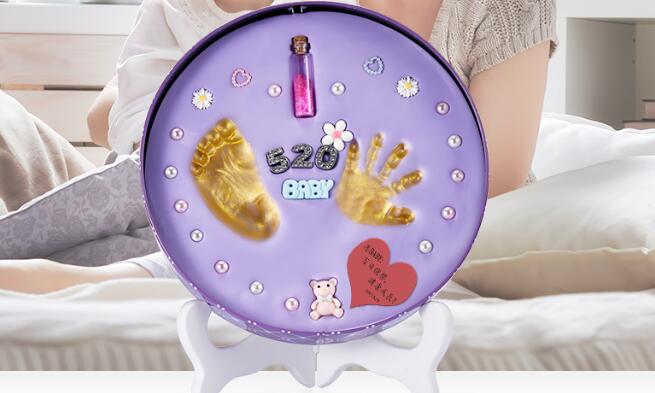 伟德bv1946官网孩子满月送什么礼物比较好